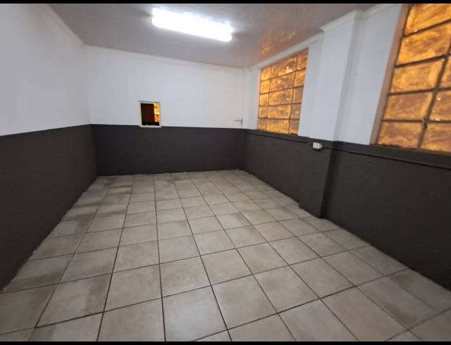 200M² WORKSHOP TO LET IN HIGHBURY
